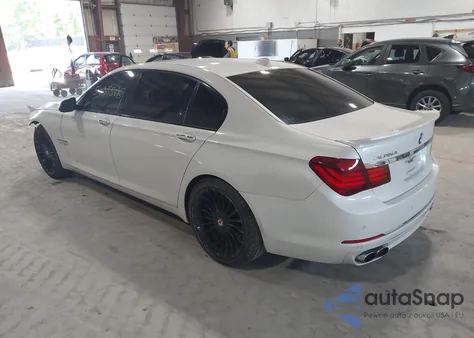 2013 BMW 750Li z USA, uszkodzony, nr VIN WBAYE8C5XDDS15973